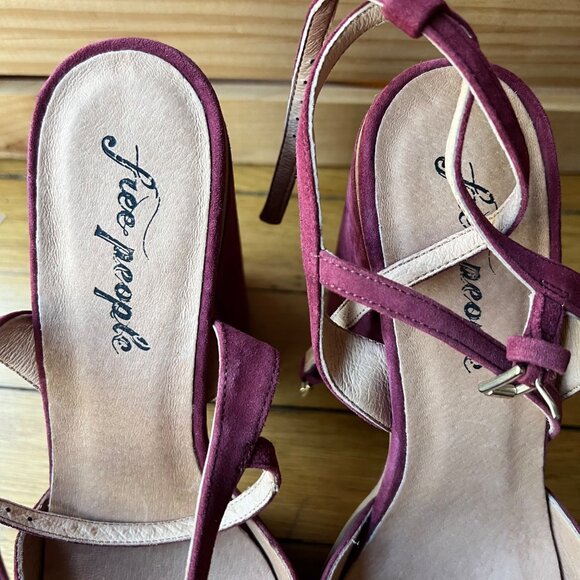 Free People size 40 (9.5US) Burgundy Remi Double Strap Suede Platform Shoes - Picture 2 of 10
